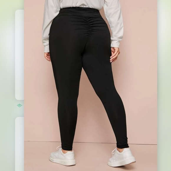 Pants - New Plus Wide Waistband Scrunch Butt Leggings